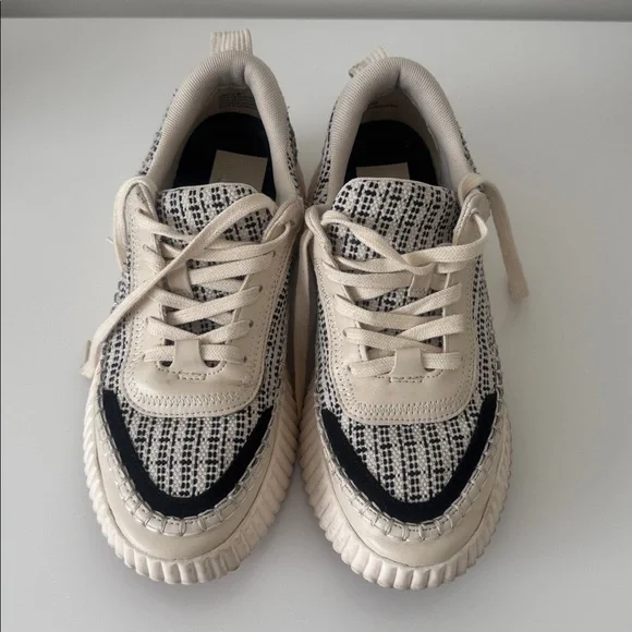 Dolce Vita Dolen Cream and Black Casual Shoes 7.5/8 - Picture 2 of 8